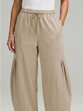 DLOODA Relaxed Wide-Leg Pull-On Pants with Drawstring
